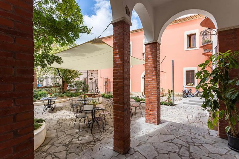 Hotel Borgo Prima Luce à Cuglieri Extérieur photo